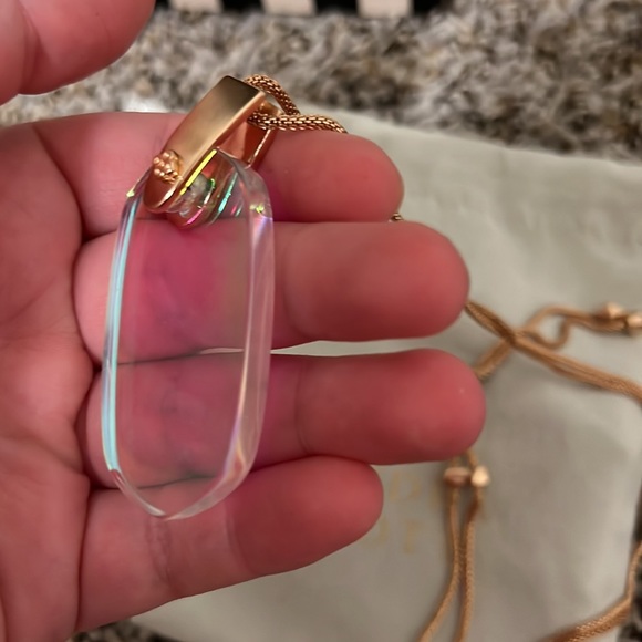 NWOT Kendra Scott iridescent pendant necklace with extended, adjustable chain - Picture 2 of 4